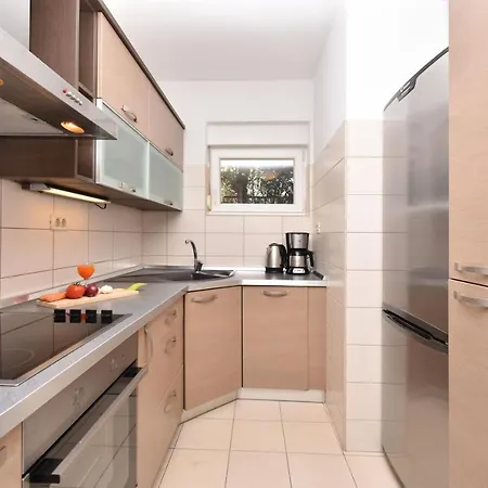 Apartman Sunny Garden Sibenik, Cozy Near Old Town Sibenik