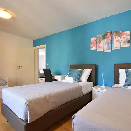 Apartman Sunny Garden Sibenik, Cozy Near Old Town *