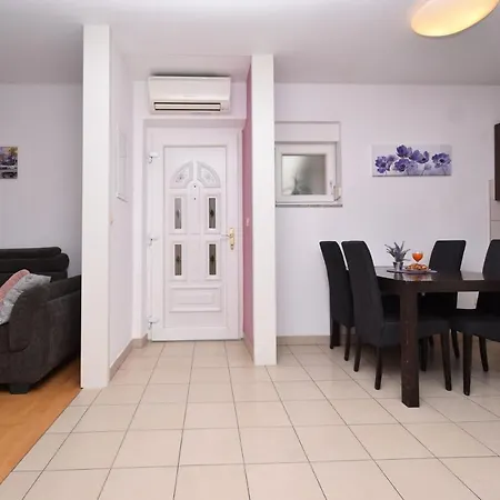 Sunny Garden Sibenik, Cozy Near Old Town شيبينيك