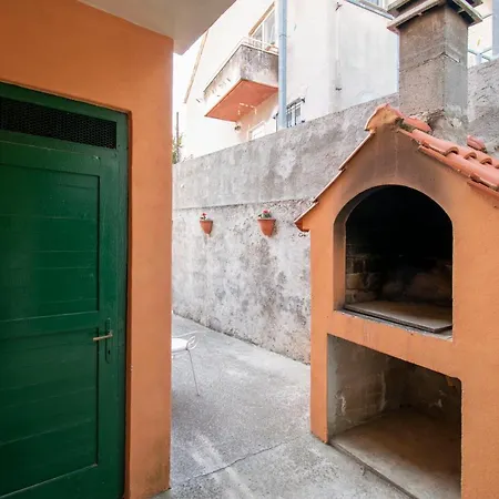 Appartamento Sunny Garden Sibenik, Cozy Near Old Town