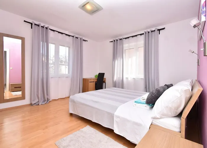 Sunny Garden Sibenik, Cozy Near Old Town