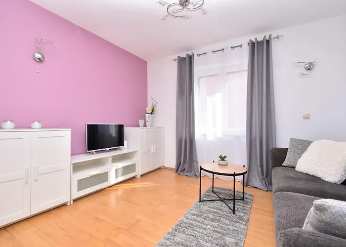 Sunny Garden Sibenik, Cozy Near Old Town *