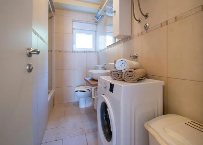 Sunny Garden Sibenik, Cozy Near Old Town Appartamento Šibenik